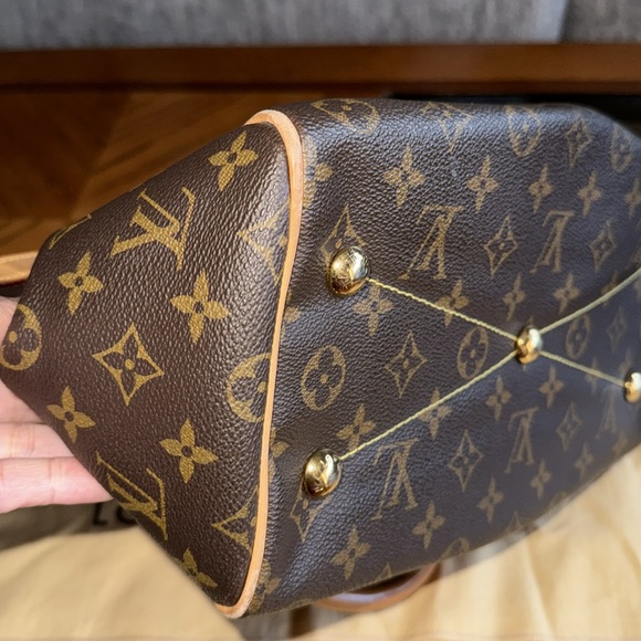 AUTHENTIC LOUIS VUITTON TIVOLI PM SIZE - Picture 4 of 13